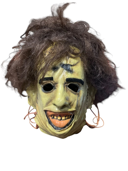 Trick or Treat Studios The Texas Chainsaw Massacre Leatherface Mask - Exotic Pro